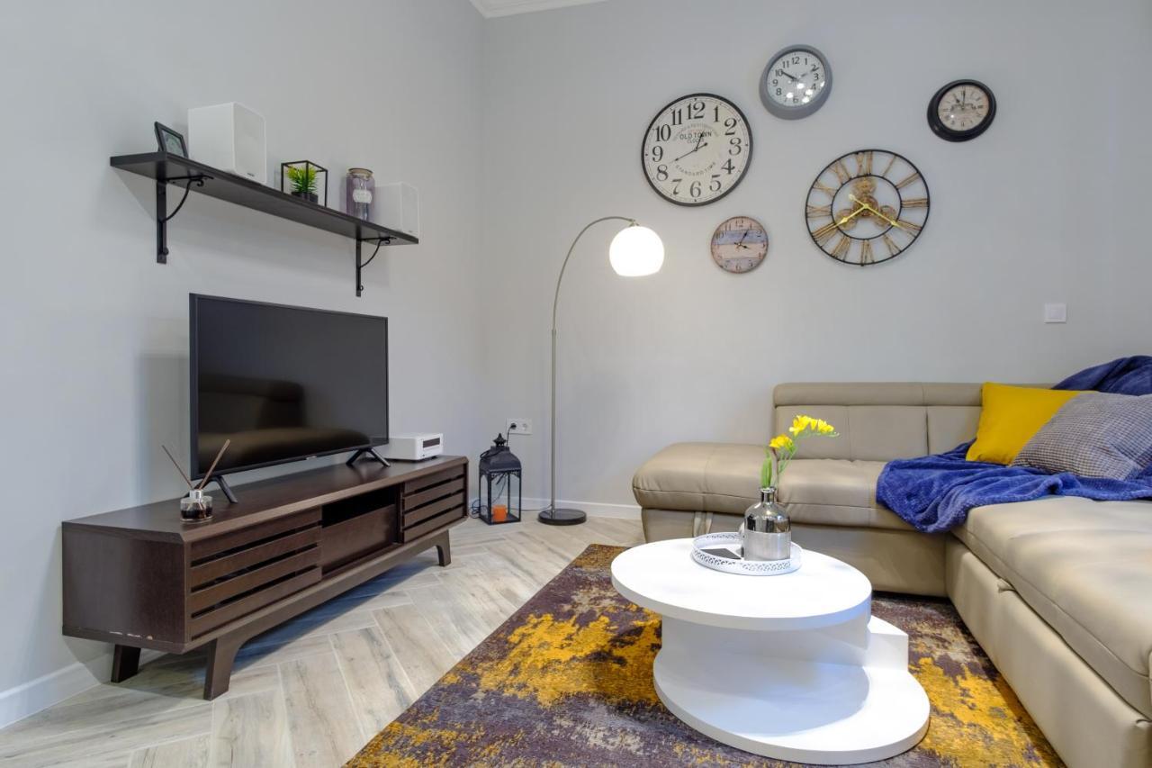The Olive Green House Burgas Bagian luar foto