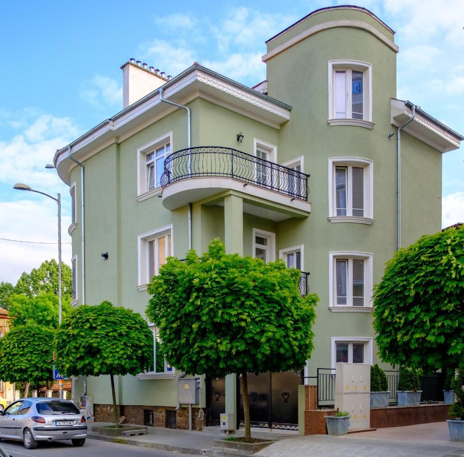 The Olive Green House Burgas Bagian luar foto